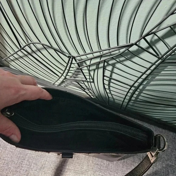 Etienne Aigner | Vienna Collection  Black Genuine Leather Baguette Shoulder Bag - Picture 6 of 15